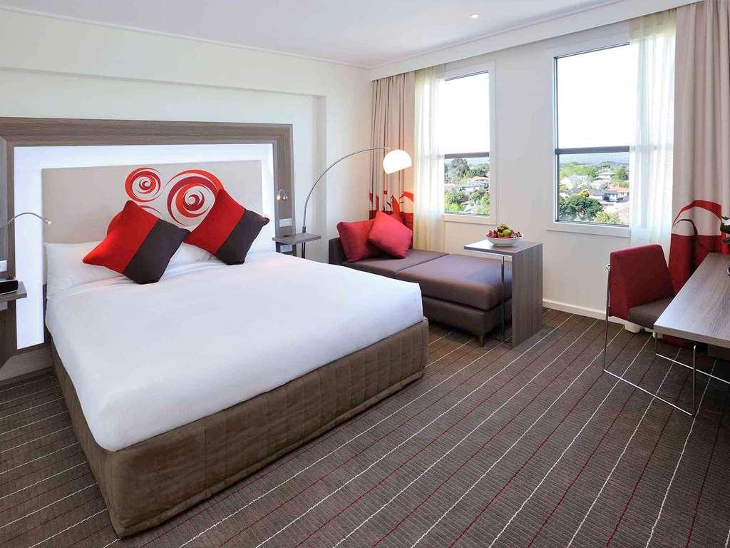 Novotel Melbourne Glen Waverley Phòng bức ảnh