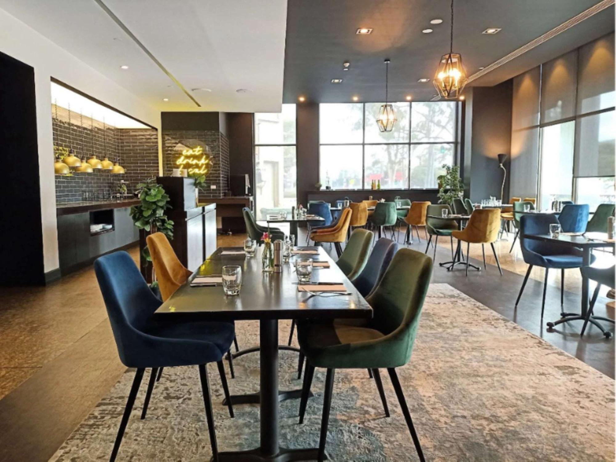 Novotel Melbourne Glen Waverley Ngoại thất bức ảnh